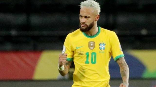 Neymar has suffered many issues with his right foot and underwent surgery four years ago for a fractured metatarsal. (File)