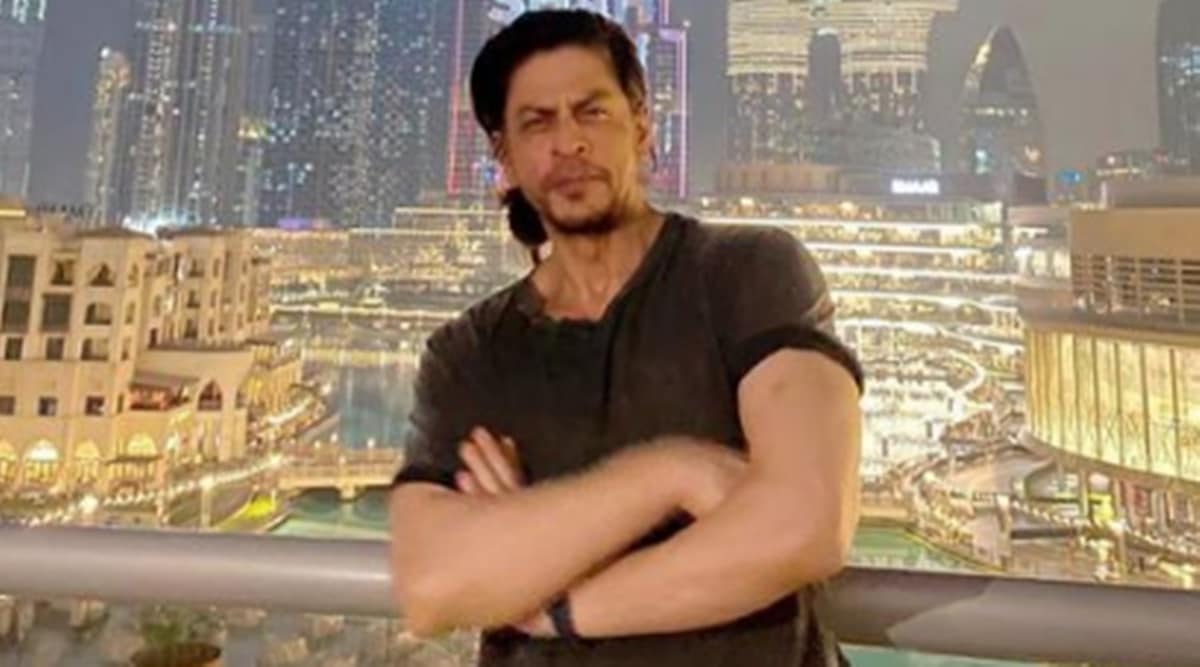 Shah Rukh Khan, Shah Rukh Khan news, Shah Rukh Khan in Mecca, Shah Rukh Khan performs umrah, what is umrah, indian express news