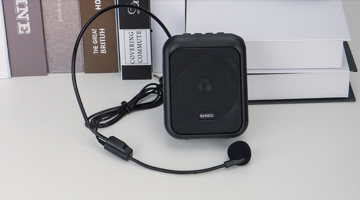 Shidu's portable voice amplifier is a simple solution that amplifies their natural voice and is evenly distributed throughout the room. (Image credit: Shidu)