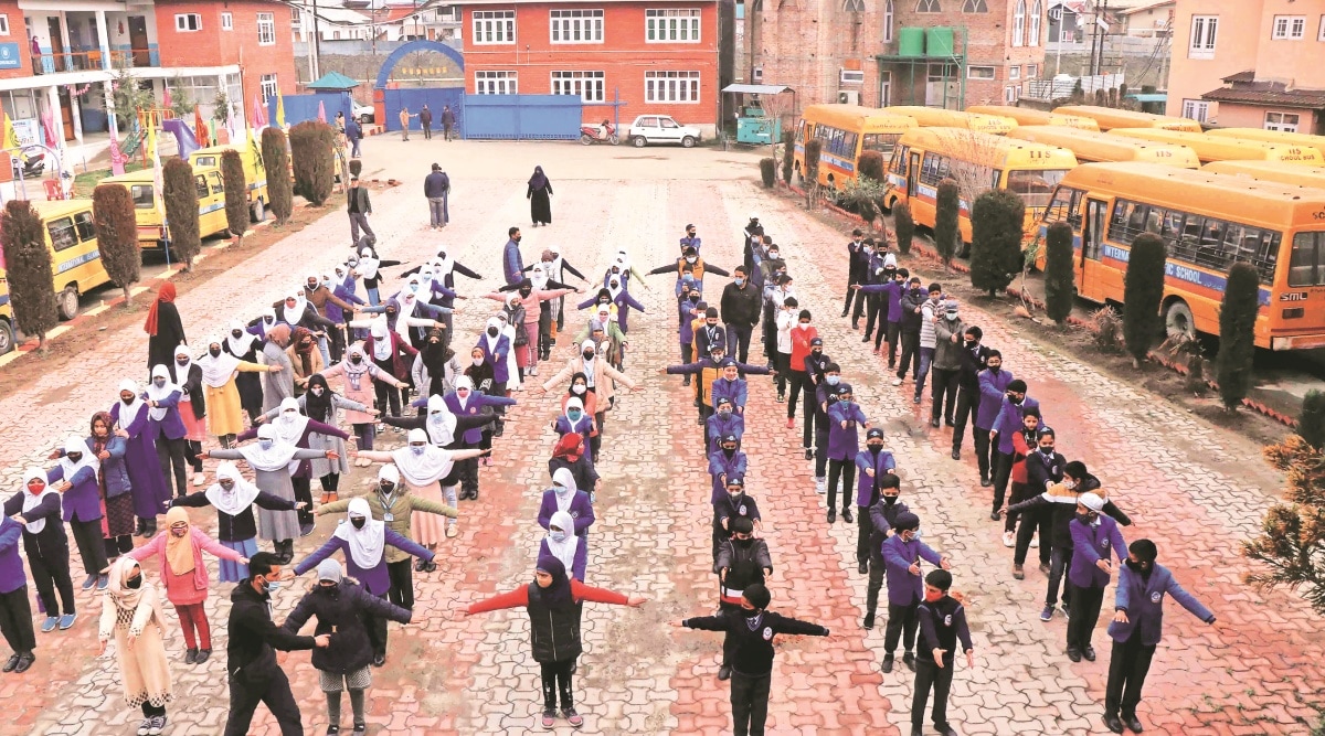 Kashmir schools, Kashmir school students, Jammu and Kashmir, Jammu, Kashmir shutdowns, Kashmir protests, Indian Express, India news, current affairs