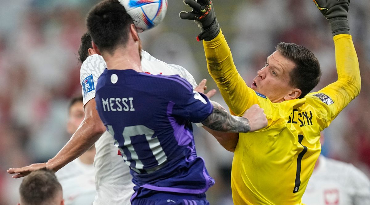 i-bet-messi-100-euros-that-it-won-t-be-a-penalty-it-was-i-am-not-going-to-pay-him-he-has-enough-poland-goalkeeper-szczesny-s-unusual-bet-with-messi