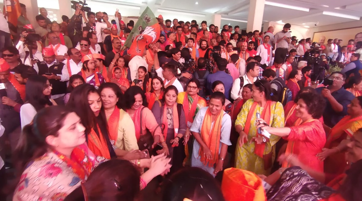 Gujarat Results 2022 Celebrations Begin At Bjp Headquarters In Gujarat Modi Flavour Reigns