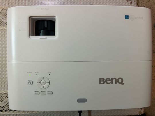 BenQ EH620