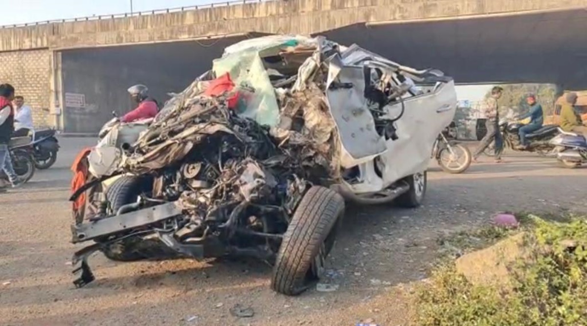 9 dead, 28 injured as speeding SUV crashes into bus on opposite lane in