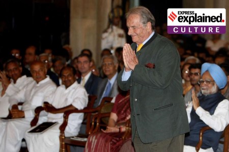 Dominique Lapierre at the Rashtrapati Bhavan to receive his Padma Bhshuan in 2008 (File).
