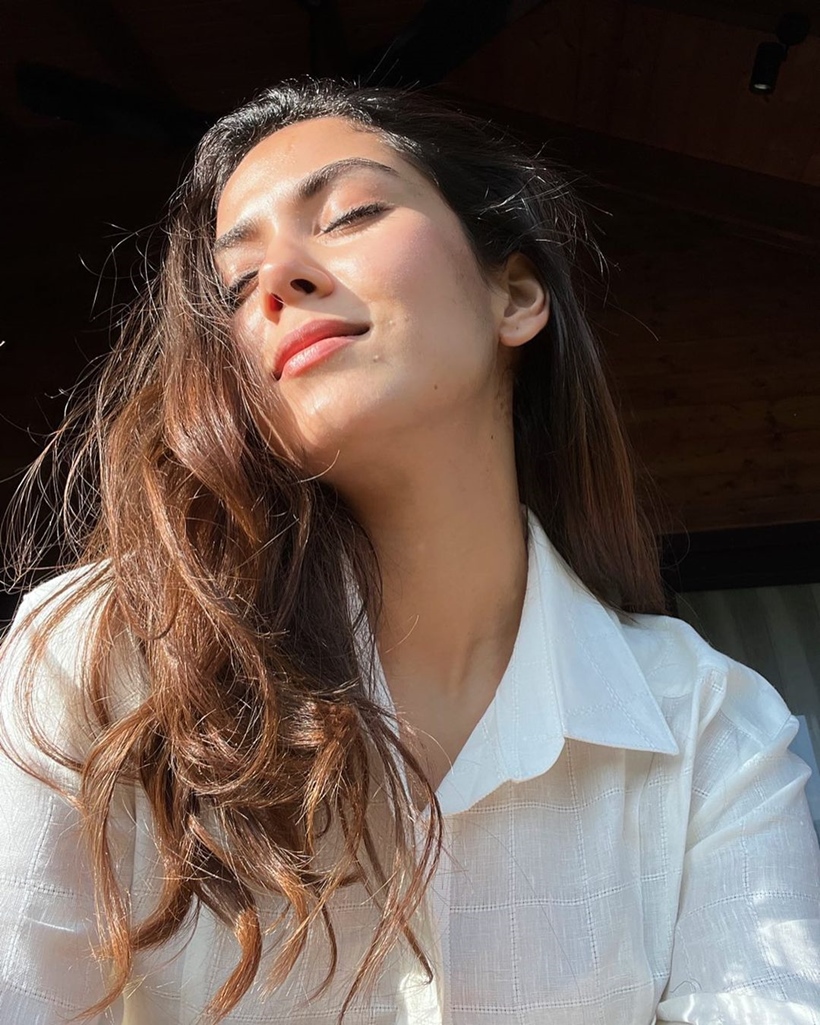 Anushka Sharma Instagram - All the most beautiful looks of mine in