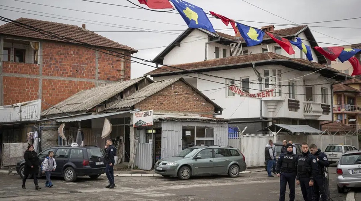 Serbia Mulls Sending Troops To Kosovo As Tensions Escalate | World News ...