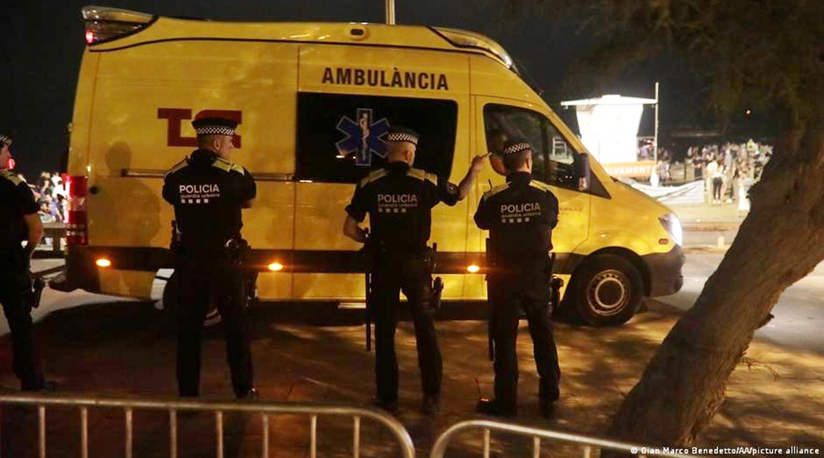 Police nabbed some people trying to enter Spain illegally after an emergency landing after a woman faked giving birth.