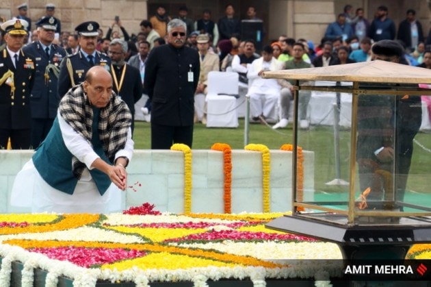 Defence Minister to gandhi