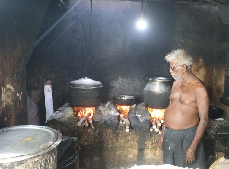Trouser Kadai  This Hidden Gem Near Mandaveli Serves The Best Fire  Wood  Cooking Food
