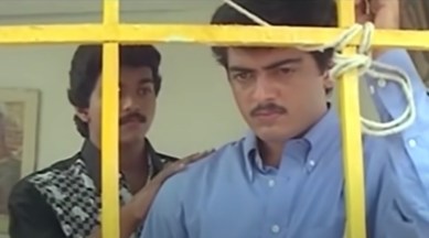 Ajith and Vijay in Rajavin Parvayile (1995)