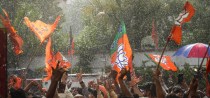 INDIA halts BJP's 300+ March