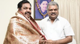 G K Vasan with Palaniswami