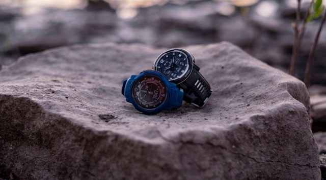 Garmin Instinct Crossover featured