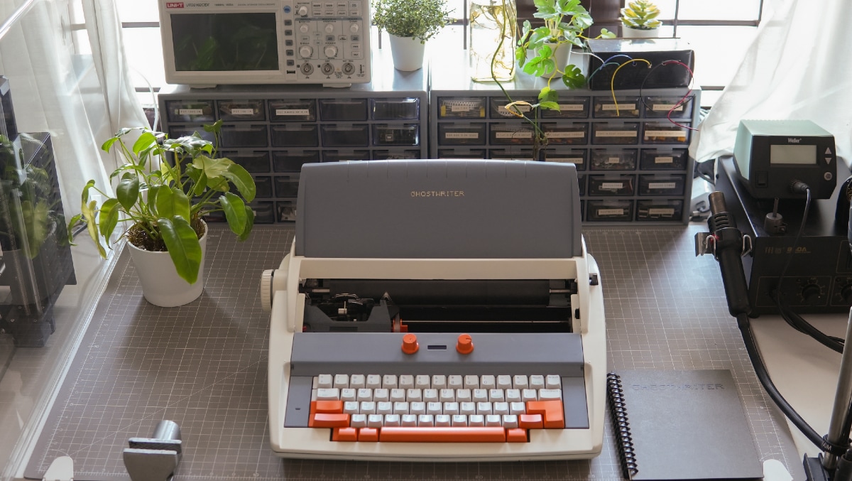 ChatGPT, typewriters, Ghostwriter, AI chatbot, retro tech, vintage gadgets, Arvind sanjeev ghostwriter, writers