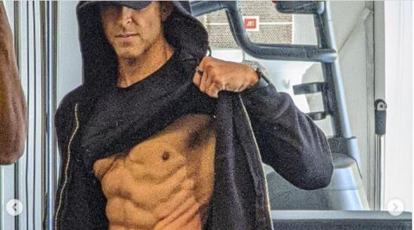Here's how you can get your six-pack abs like Hrithik Roshan in