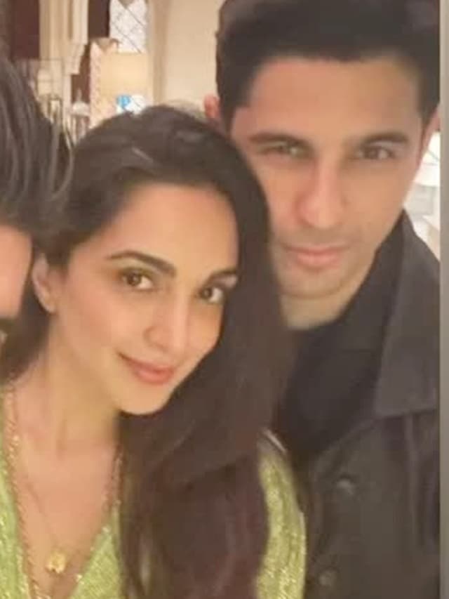 Kiara Advani-Sidharth Malhotra’s New Year photos start wedding ...