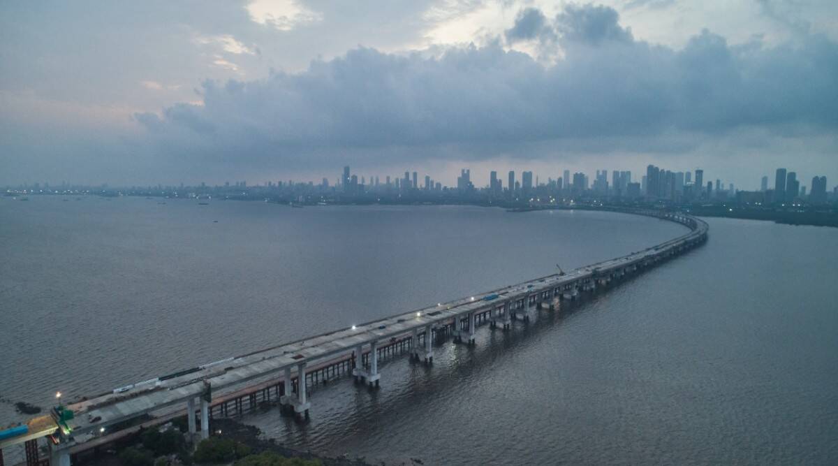 Mumbai Trans Harbour Link, toll booths MTHL