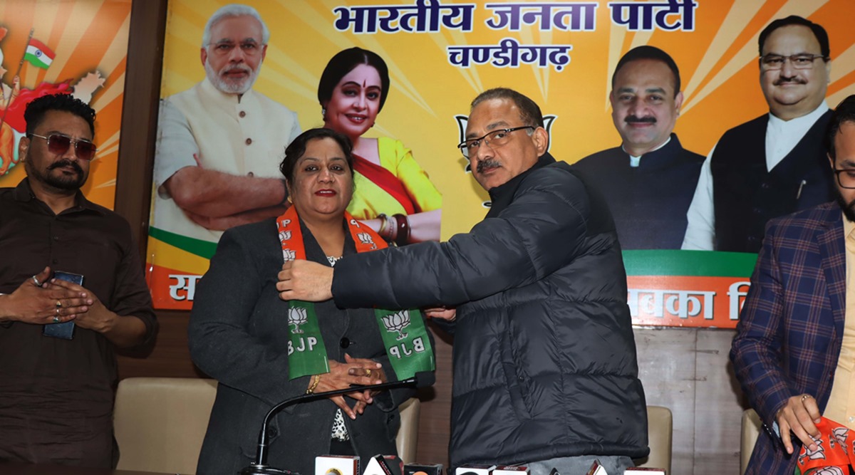 AAP leader Amanpreet Kaushal joins BJP