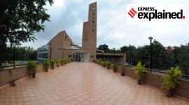 NLSIU library facade