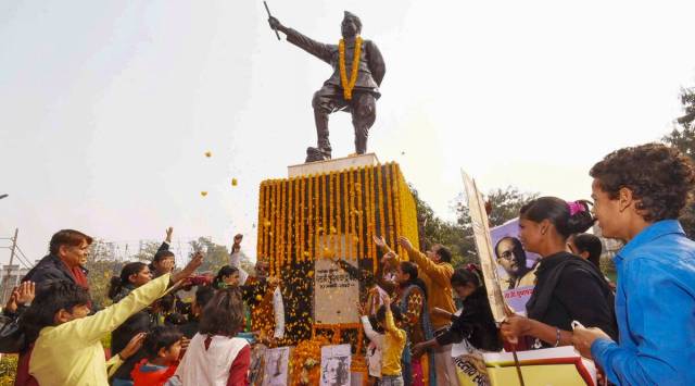 Students pay tribute to Netaji Subhas Chandra Bose on his 126th birth anniversary in Patna on Monday. (Photo: PTI)