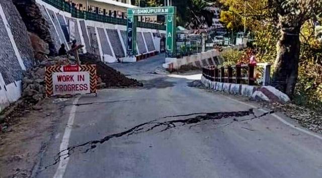 Cracks appear in the houses and on the roads due to landslides at the Joshimath of Chamoli district of Uttarakhand. (PTI)