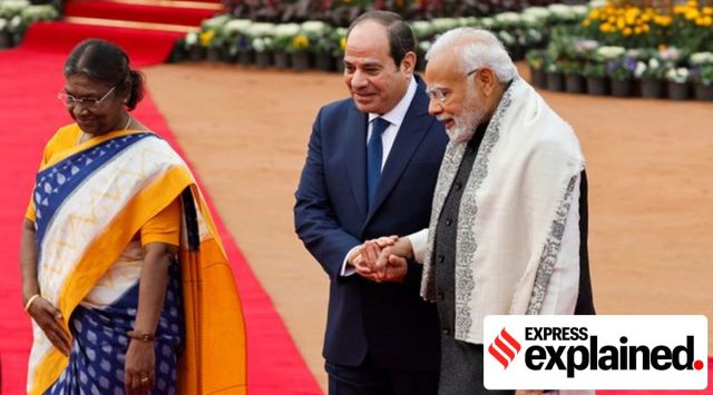 President Droupadi Murmu, Egyptian President Abdel Fattah El Sisi and Prime Minister Narendra Modi walk during a ceremonial reception at the Forecourt of India's Rashtrapati Bhavan Presidential Palace in New Delhi, India January 25, 2023. (Reuters Photo)