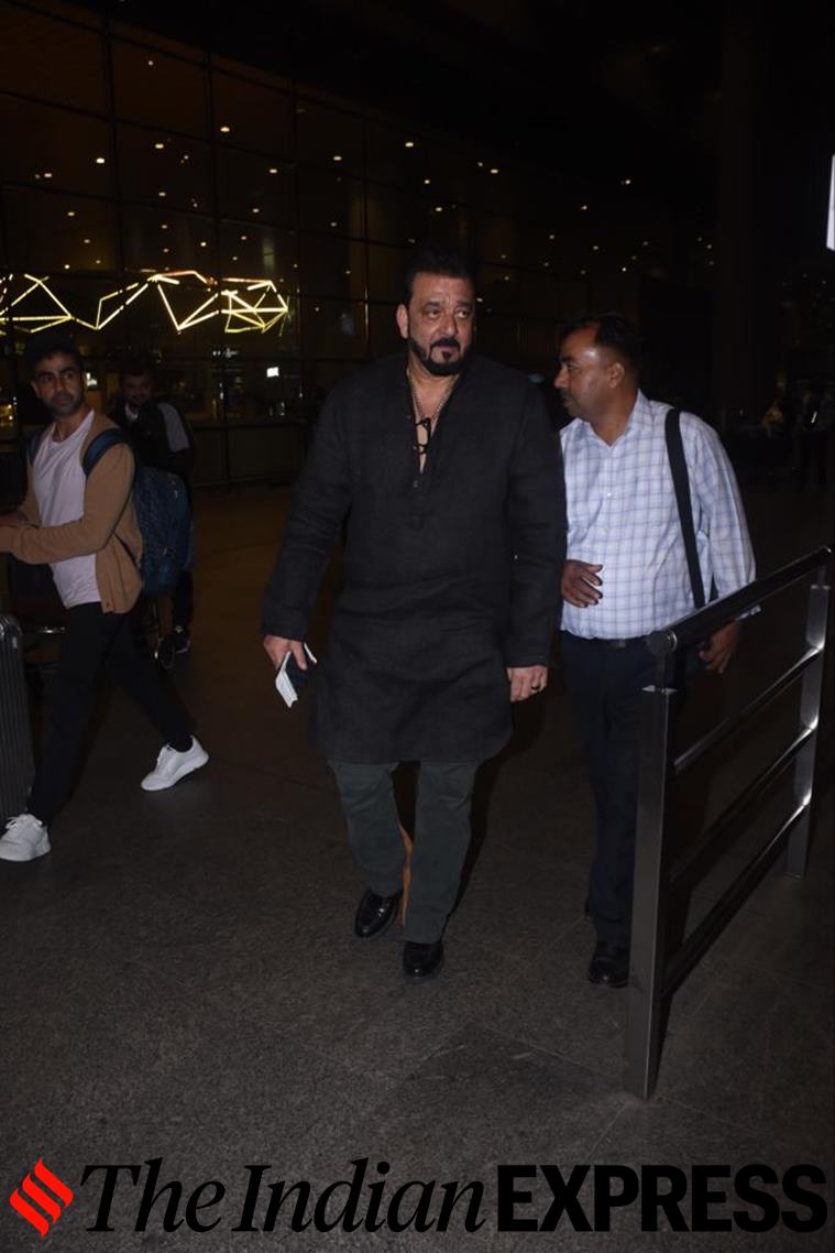 Ranbir Kapoor effortlessly killing it in his casual look