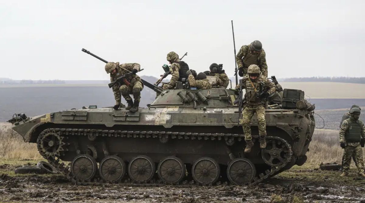 Ukrainian servicemen attend combat training in Zaporizhzhia region, Ukraine . (AP) 