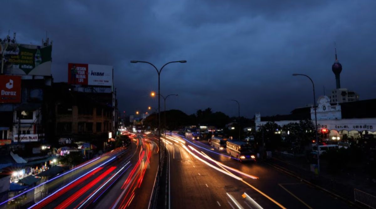 A general view of Sri Lanka's main business city as Sri Lankan President Ranil Wickremesinghe announced 2023 budget amid the country's economic crisis, in Colombo, Sri Lanka, November 14, 2022. REUTERS/ Dinuka Liyanawatte