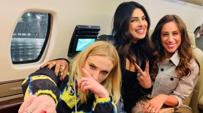 Piyaka Choprasekxivideo - Priyanka Chopra on 'magical' trip to Caribbean with sis-in-law Sophie  Turner, Danielle Jonas: 'They are close friends of mine' | Entertainment  News,The Indian Express