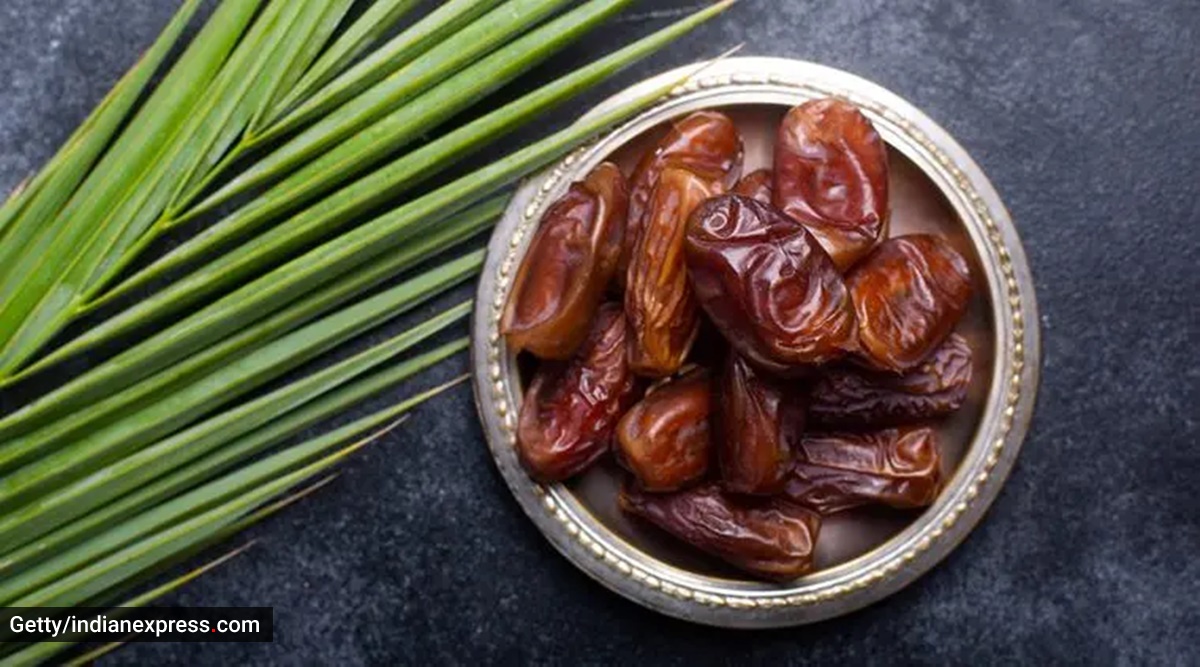 Can dates help diabetics lower blood sugar? Know how much, which variety and ripeness suits you - The Indian Express