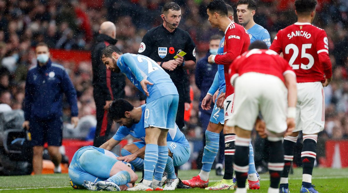 Kevin De Bruyne 'spotted leaving Etihad with Cristiano Ronaldo's shirt  after asking for Man Utd sub's jersey'