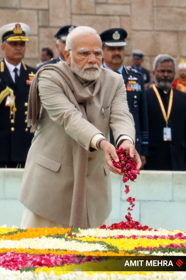PM Modi rajghat