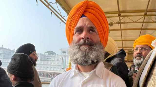 Rahul walked around the ‘parikarma’ of the Golden Temple and also offered ‘karah prasad ’.(BharatJodoYatra/Twitter)
