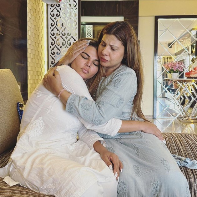 rakhi, samantha