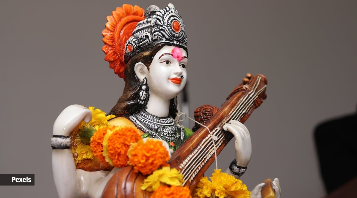 Devotees pray to Goddess Saraswati to bestow the gift of knowledge and prosperity on them. (Source: Pexels)