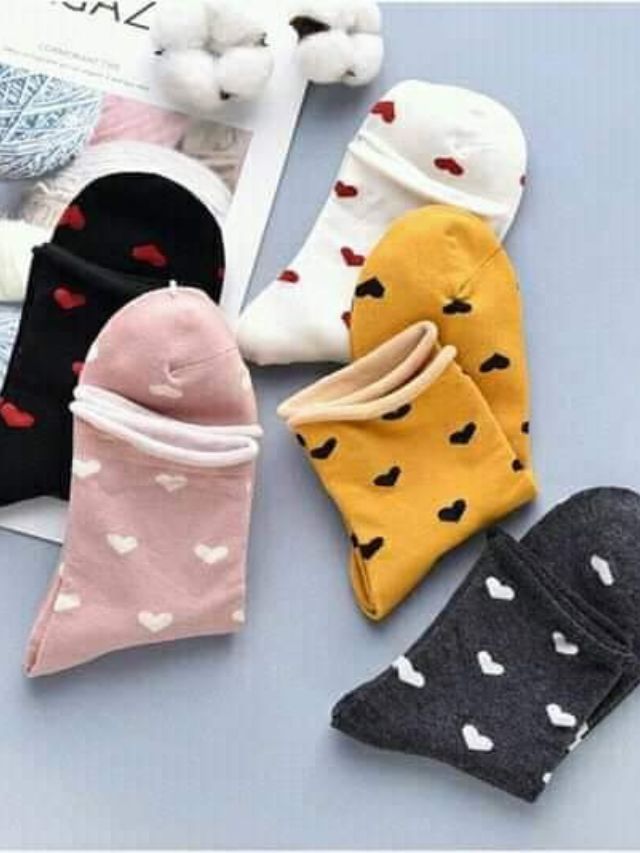 Is it healthy to sleep with your socks on? - Vimarsana News