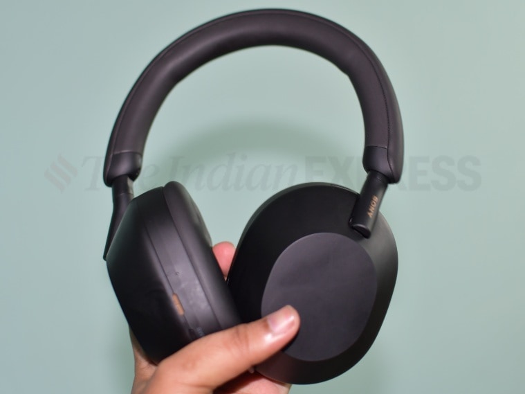 Sony WH-1000XM5 long-term review: The best headphone for frequent ...