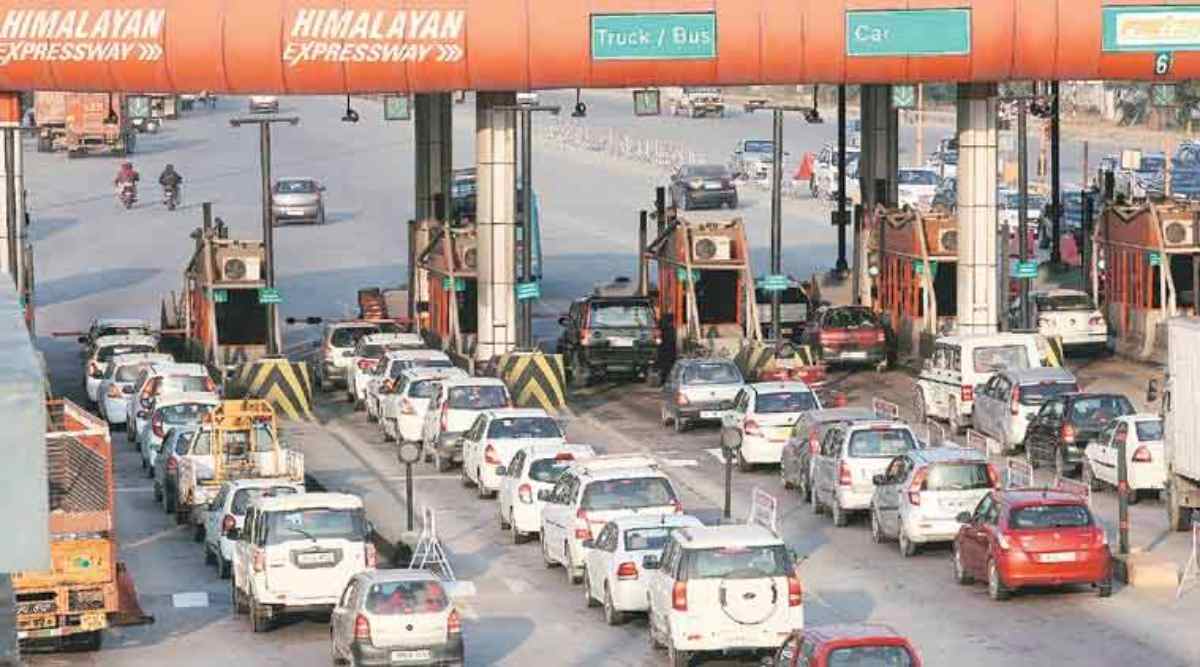 Delhi Hc Seeks Centre Nhais Response To Plea Against Collection Of Double Toll Tax From Non 4711