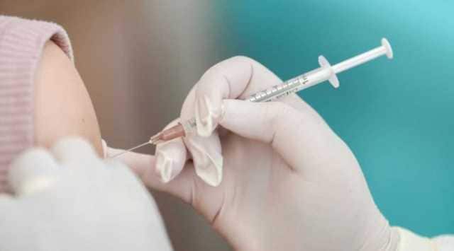 At least 1.4 crore people are due for the booster shot in the 45-59 age group, while 3.3 crore are yet to take the booster shot in the 18-44 age group. (Reuters Photo/File)