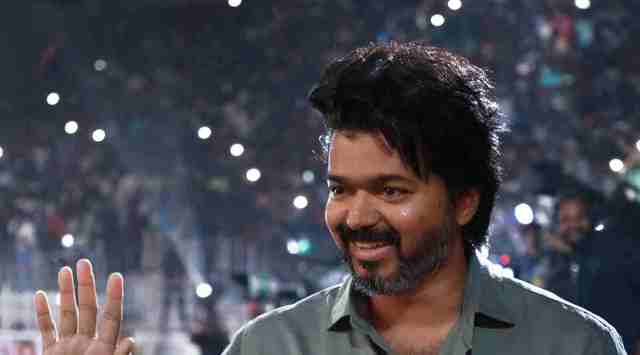 Composer James Vasanthan criticises Vijay’s fashion choice for Varisu ...