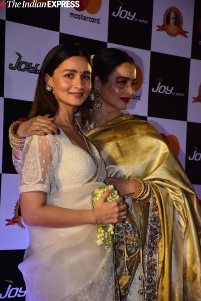 Rakha Xxx Video - Rekha and Alia Bhatt share adorable moment at awards ceremony, see pics |  Entertainment News,The Indian Express