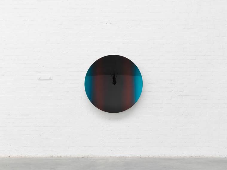 Anish-Kapoor.-Mipa-Blue-to-Red-Mix-2-and-Black-Mist-2018.-Stainless-steel-and-lacquer.-Courtesy-of-Galerie-Continua-scaled