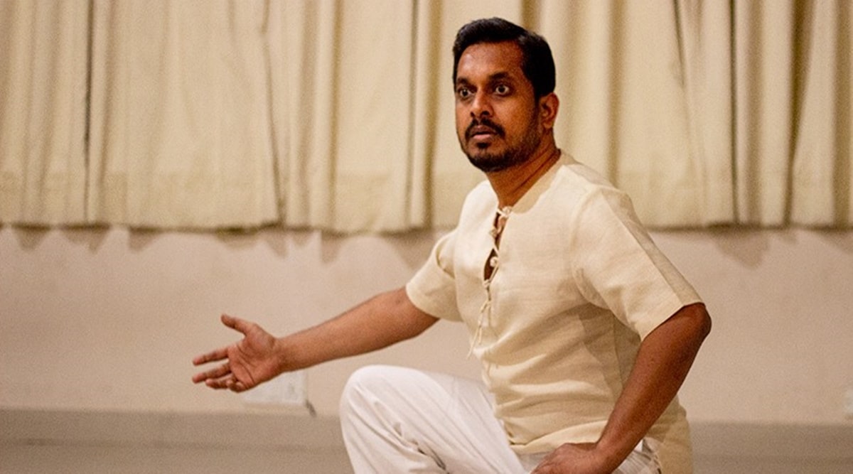 The solo play, Adhura, to be performed by Bengaluru-based Our Theatre Collection at Sudarshan Rangmanch on February 5, follows Sanket as he moves ahead in life and tries to relate his journey with that of Karna and Bhagat Singh.