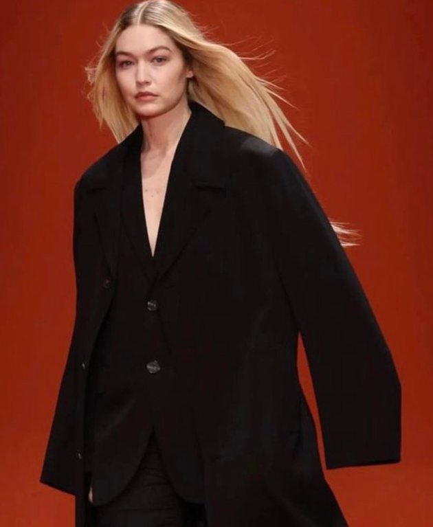 gigi hadid fashion moments