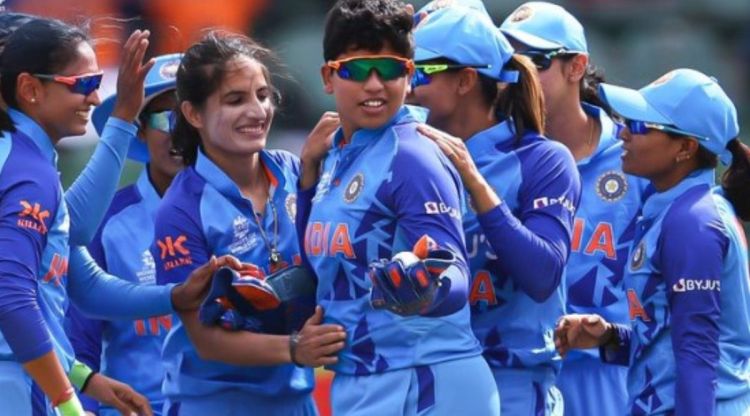 India losrt to England by 11 runs. (Twitter/BCCI Women)