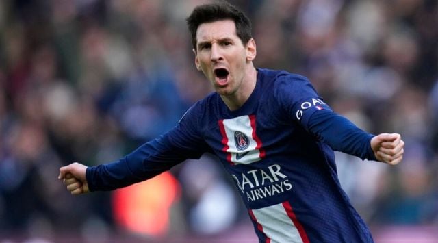 Watch: Lionel Messi scores sensational late free kick to hand PSG the ...