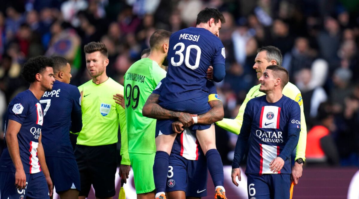 PSG vs Lille Highlights Lionel Messi scores winner from free kick as PSG defeat LOSC 4-3, Kylian Mbappe and Neymar also on the scoresheet Football News