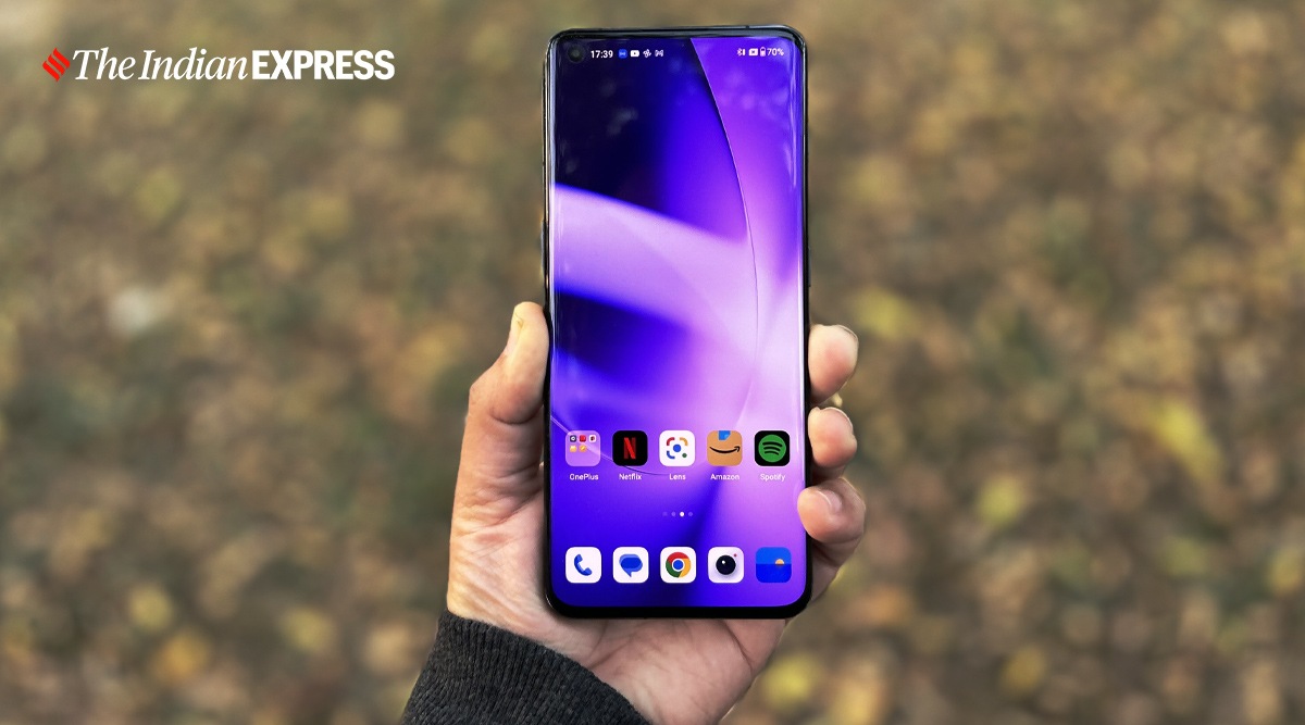 OnePlus 11, Oneplus 11 review, oneplus 11 price in india, oneplus 11 features, oneplus 11 camera